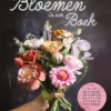 Bloemen in een boek