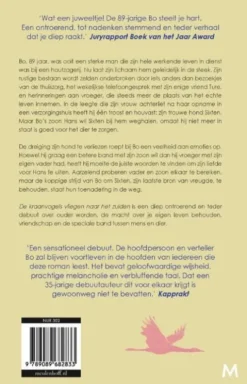 De kraanvogels vliegen naar het zuiden