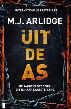 Helen Grace 14 - Uit de as