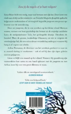 Het weeshuis in de azuurblauwe zee